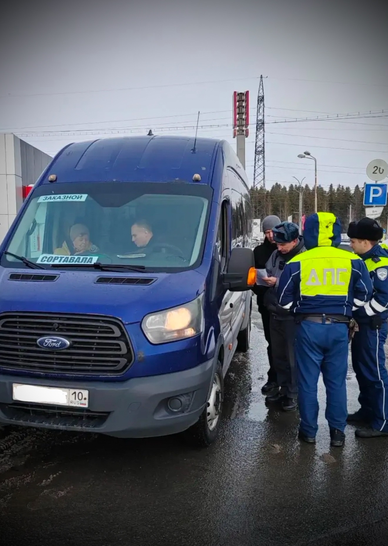 Автобус-нелегал пойман на маршруте Петрозаводск - Сортавала