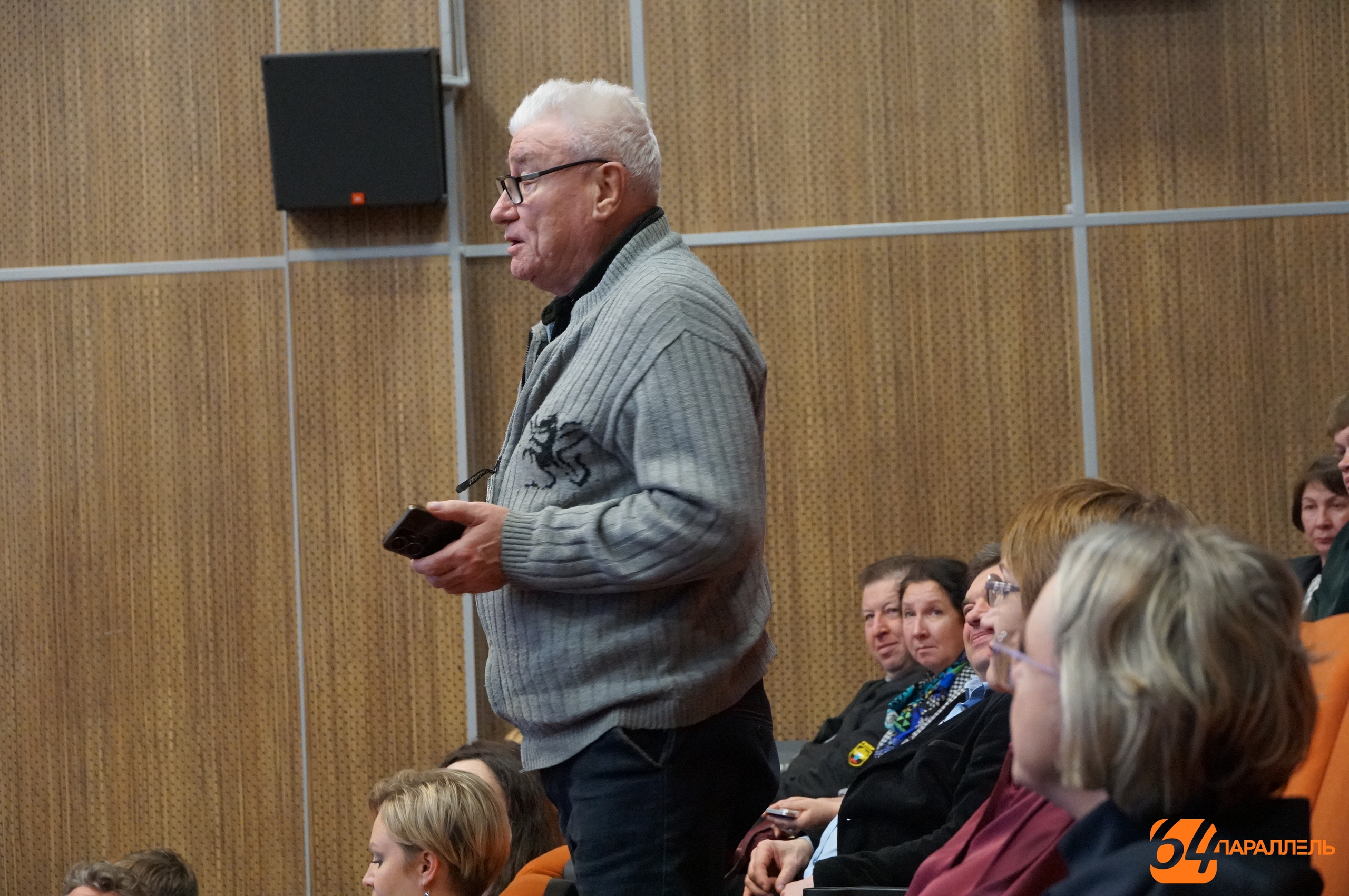 В Костомукше заговорили о лишней школе и закрытии детских садов