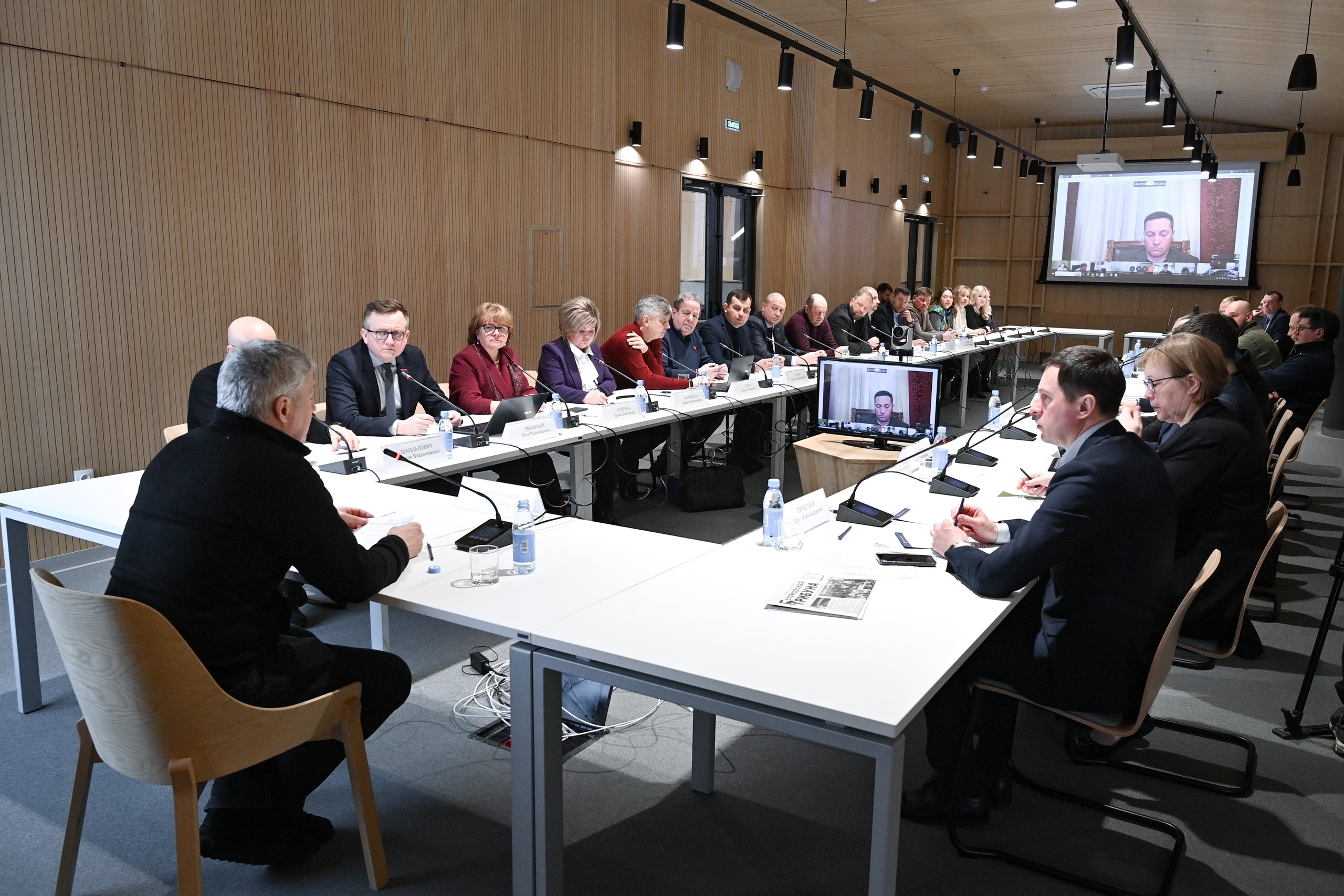 Артур Парфенчиков поручил увеличить объемы добычи и переработки водорослей Белого моря