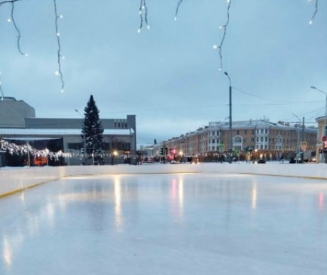 Каток закрыли на площади Кирова в Петрозаводске