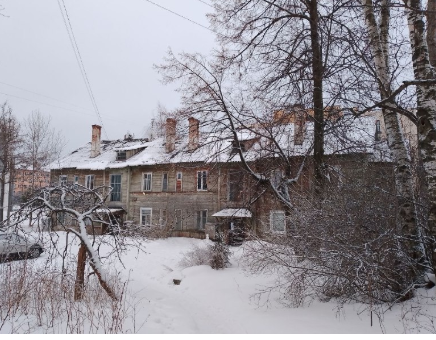 В Петрозаводске расселят еще два участка с аварийными домами