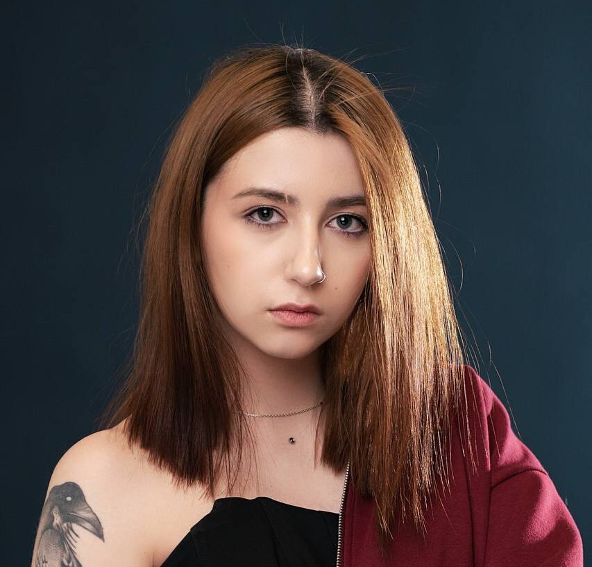 Молодая девушка из Карелии участвует в «Битве экстрасенсов» на федеральном канале