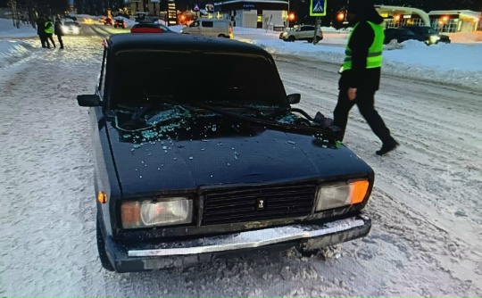 Подростка сбили на пешеходном переходе в Костомукше