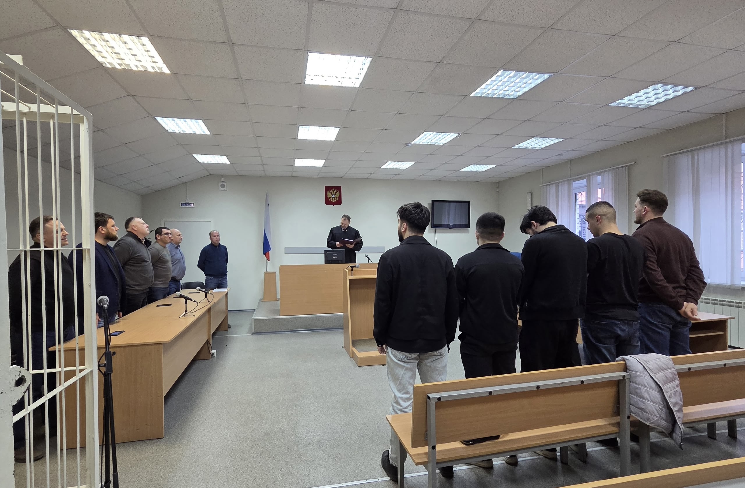 Суд вынес приговор пятерым зачинщикам драки в ресторане «Ели-Пели» Петрозаводска