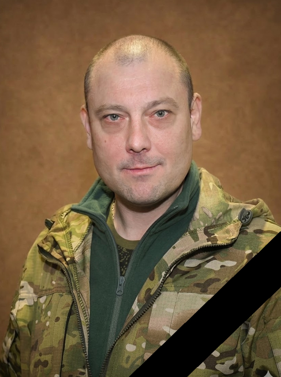 Коллектив Кондопожского предприятия скорбит по погибшему на СВО Андрею Кустову