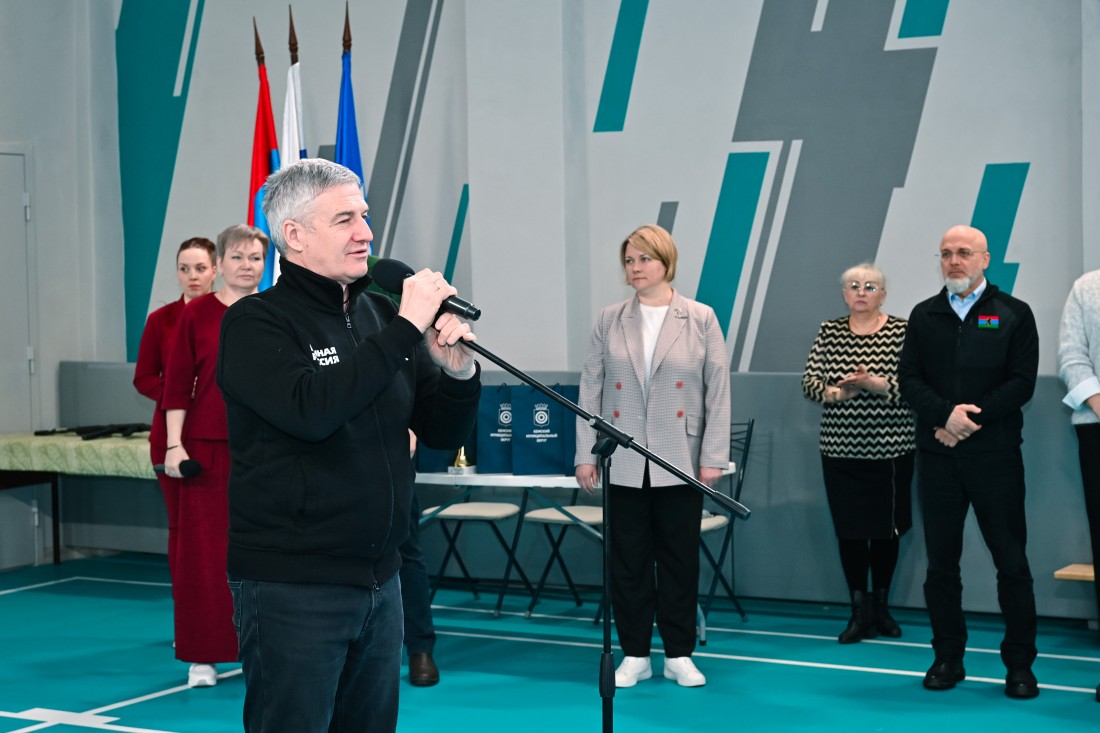 В отремонтированном спортзале в Кеми прошли первые соревнования