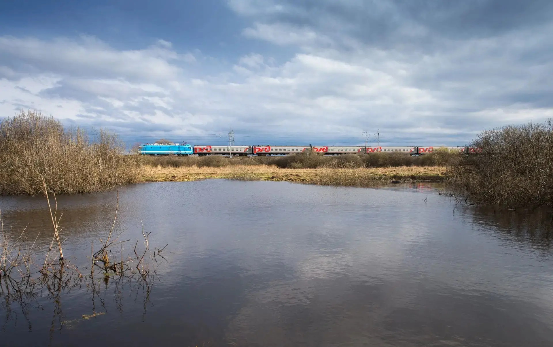 Октябрьская железная дорога формирует противоразмывные поезда в Карелии