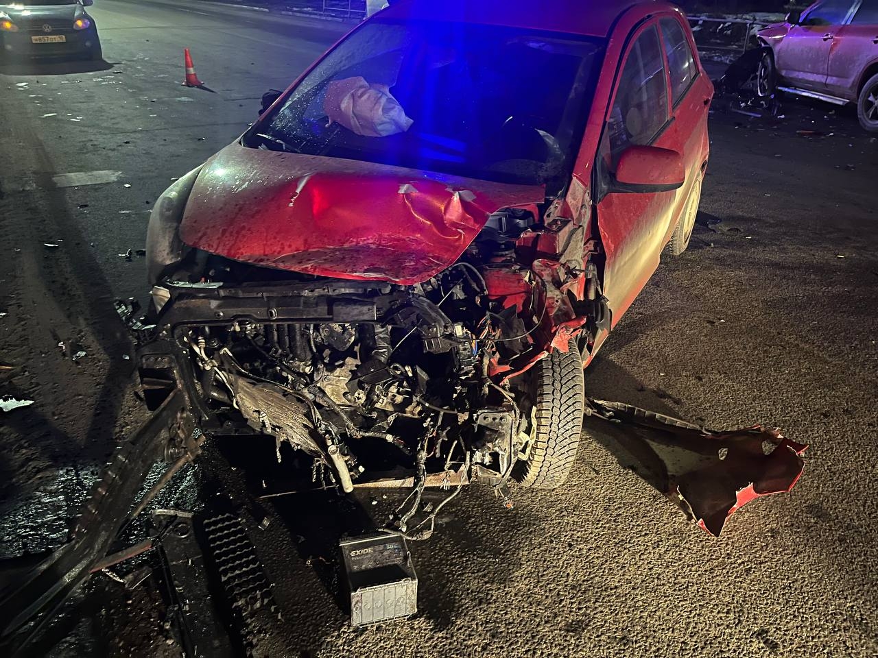 Три человека получили травмы в жестком ДТП на одном из перекрестков Петрозаводска