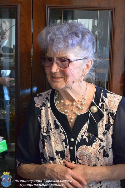 Юбилей отметила тренер по конькобежному спорту и первая женщина в Карелии, ставшая мастером спорта СССР