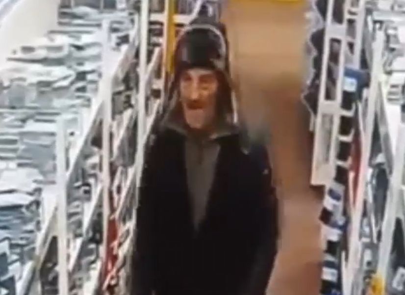 Полиция Петрозаводска разыскивает подозреваемого в преступлении