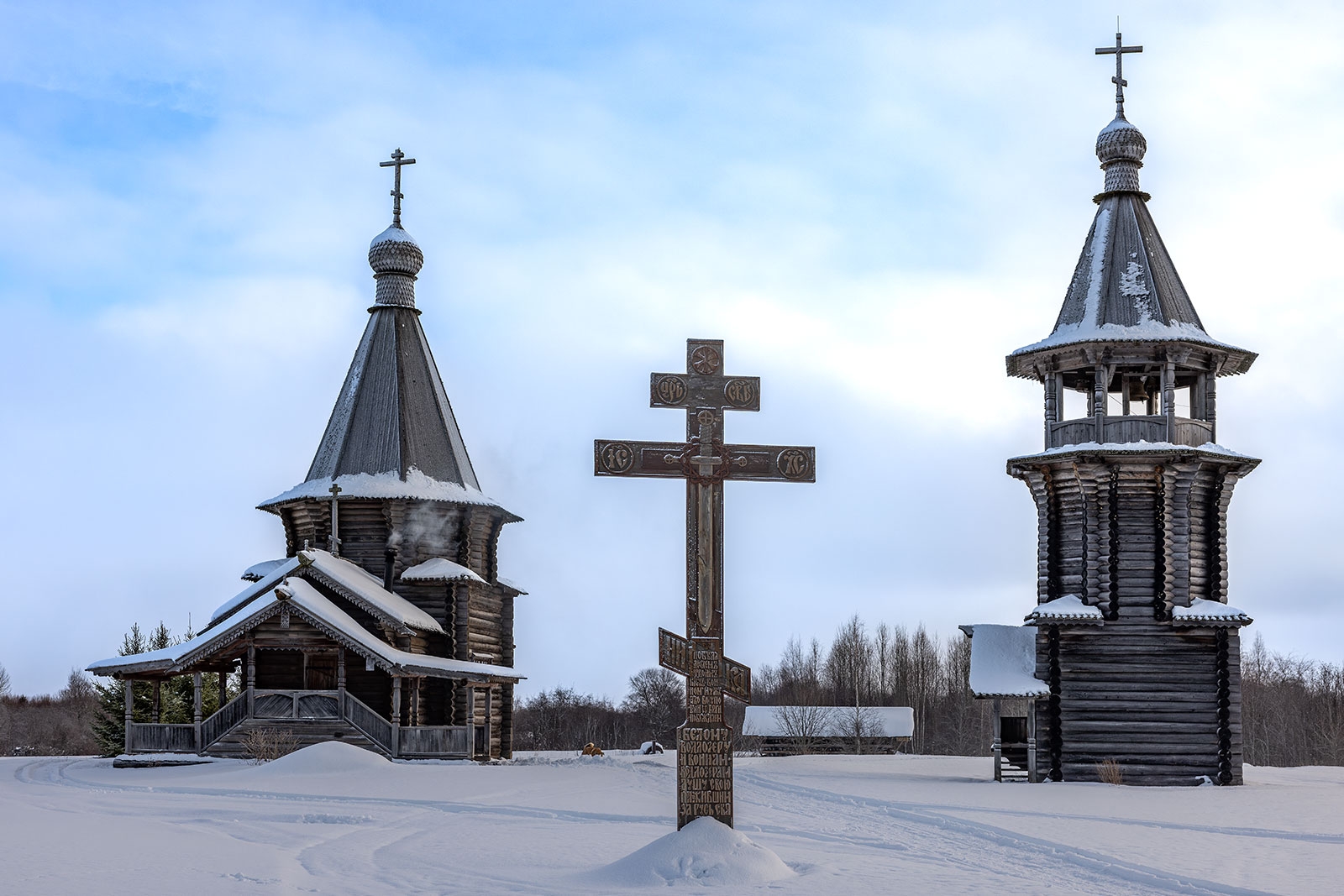 «Без памяти предков мы — сироты в космосе бытия»: Фотограф Тимин о возрождении святынь Карелии