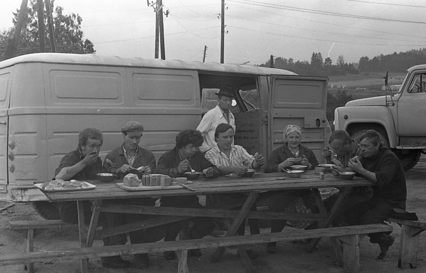 Кейтеринг по-советски: как выездная столовая в Карелии кормила совхоз