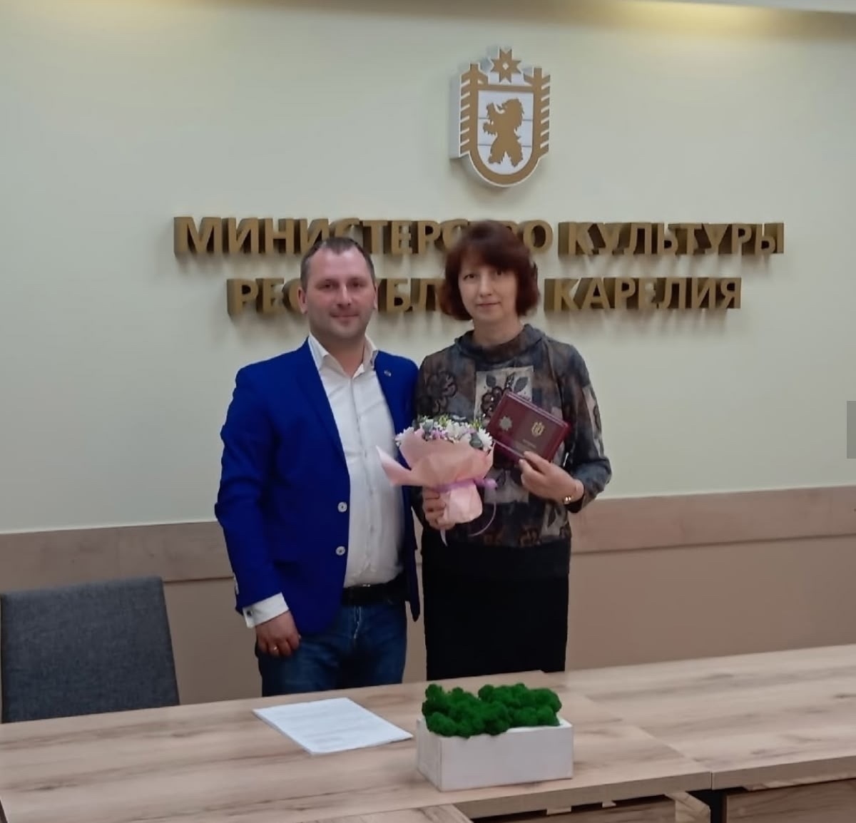 Звание «Заслуженный работник культуры Республики Карелия» присвоили заведующей отдела Беломорской библиотеки