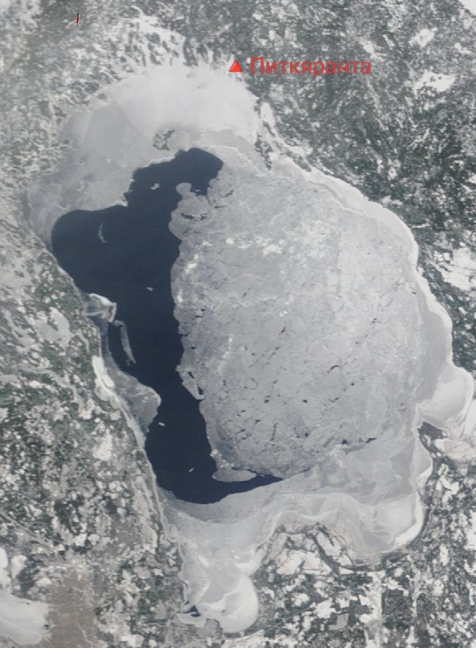 Жителям Карелии напомнили о коварстве весенней Ладоги