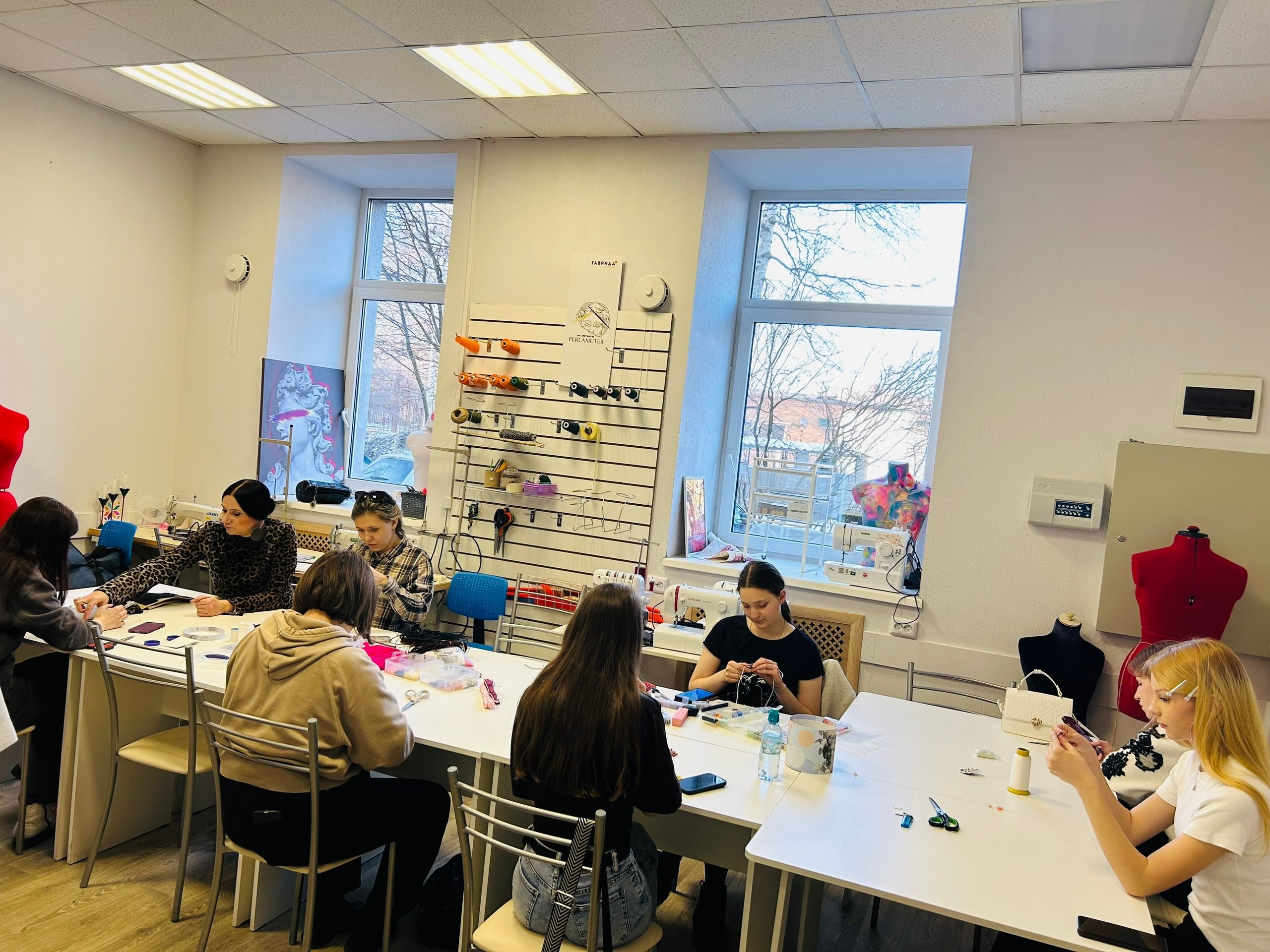 Участники проекта «Карельский модный факультет» освоили технику сутажа