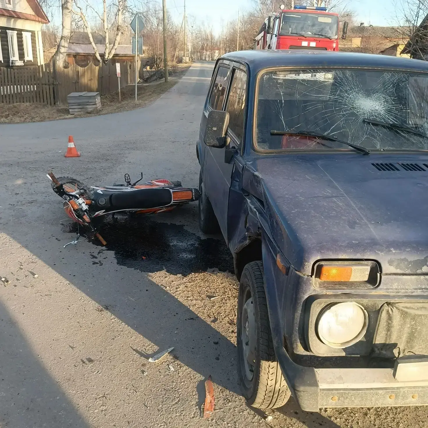 В Беломорске столкнулись легковушка и питбайк — пострадал 18-летний водитель