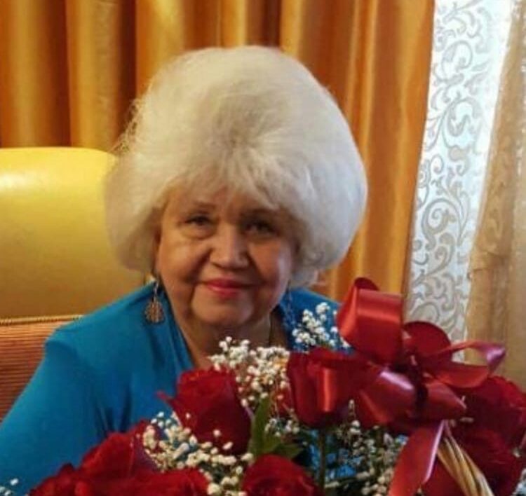 Почетный житель и заслуженный учитель из Сегежского округа отметила свой День рождения