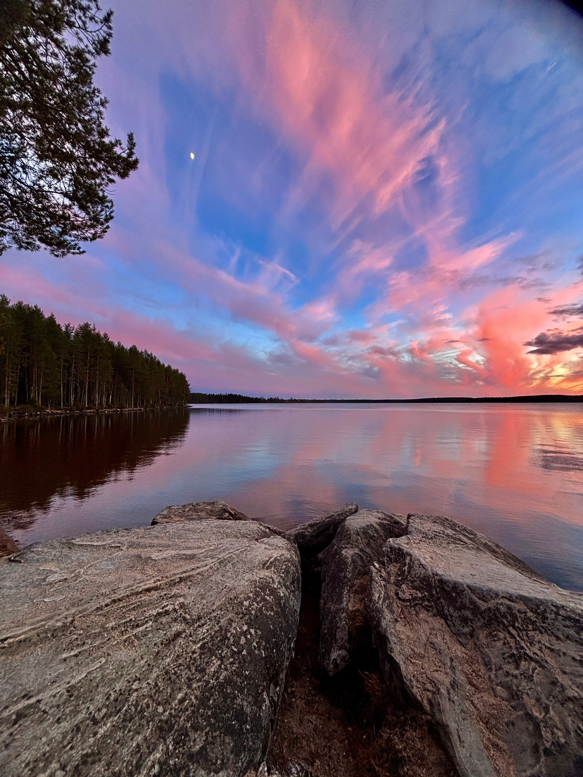 Последний день апреля в Карелии запомнится температурными качелями от -7°С до +10°С