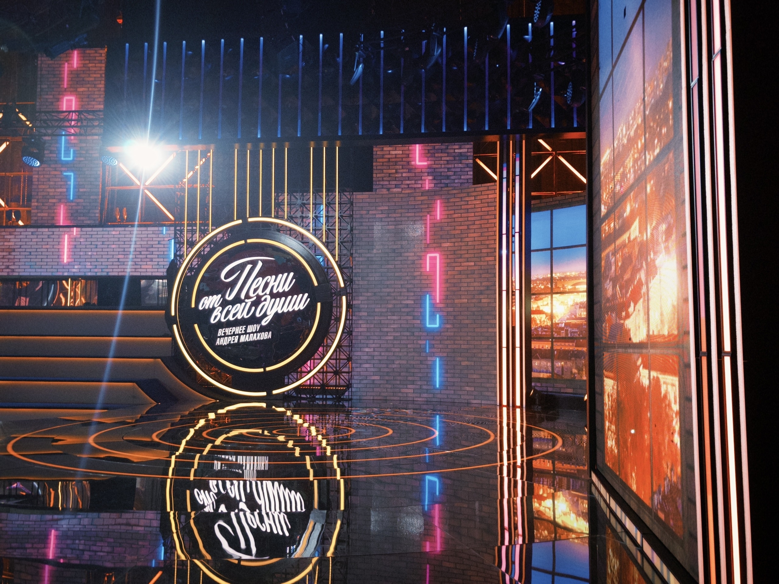 Педагог из Олонца Серафима Новикова снялась в программе Андрея Малахова