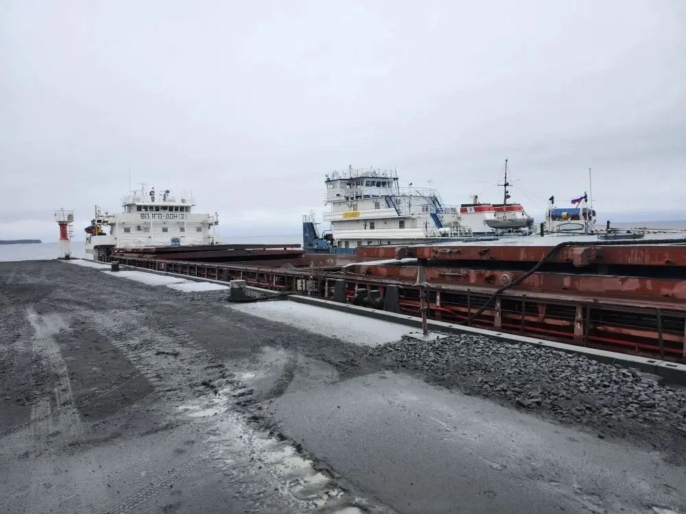 Теплоход сел на мель в Онежском озере - работает прокуратура