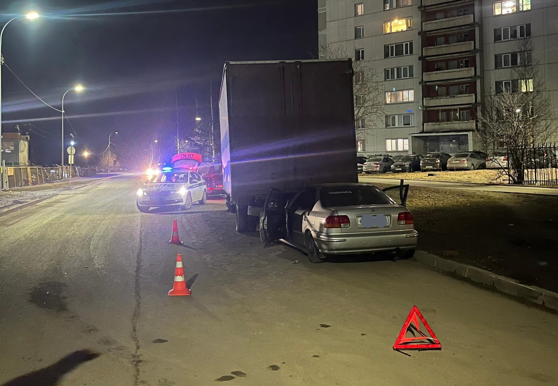 Крупную дорожную аварию в Петрозаводске устроил пьяный водитель иномарки