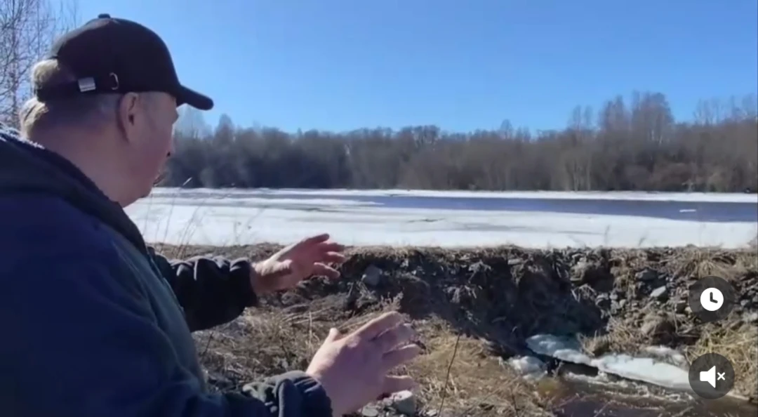 Общественники вернулись к теме: в Бесовце решается судьба «живой воды», измененной при строительстве коттеджей