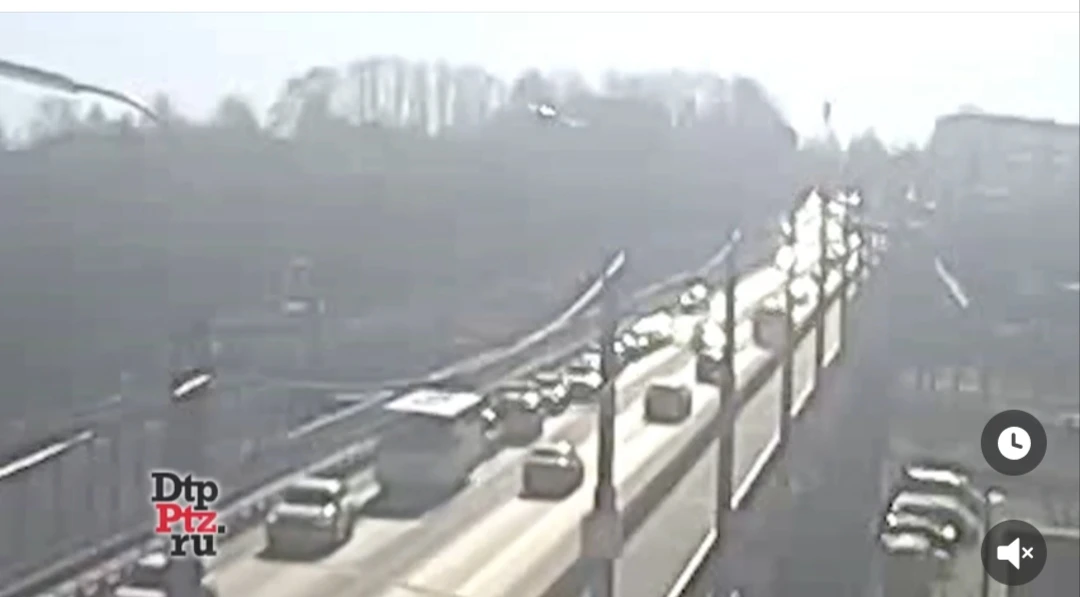 Групповое ДТП произошло на Гоголевском мосту в час пик в Петрозаводске