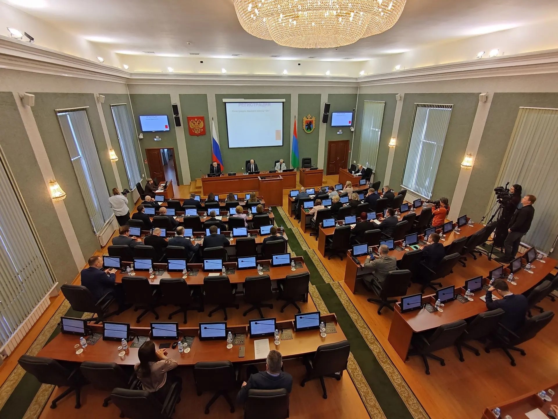 Парламентарии Карелии увеличили расходы бюджета почти на 1 млрд рублей