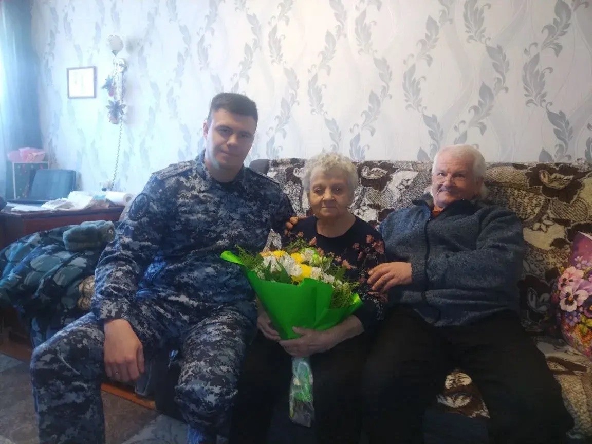 Ветерана колонии-поселения в Карелии поздравили с 90-летним юбилеем