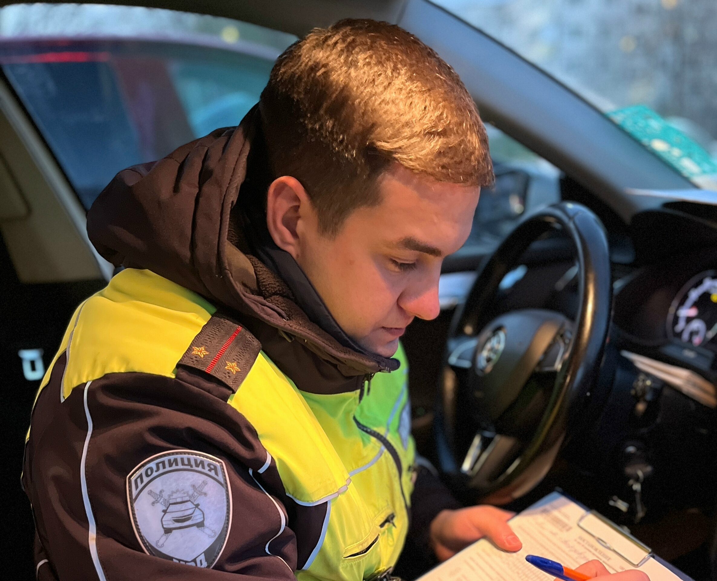 Водителей массово проверят в понедельник на трезвость в Петрозаводске