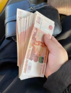 Мошенники убедили жительницу Суоярви избавиться от снятых в банке 9 млн рублей