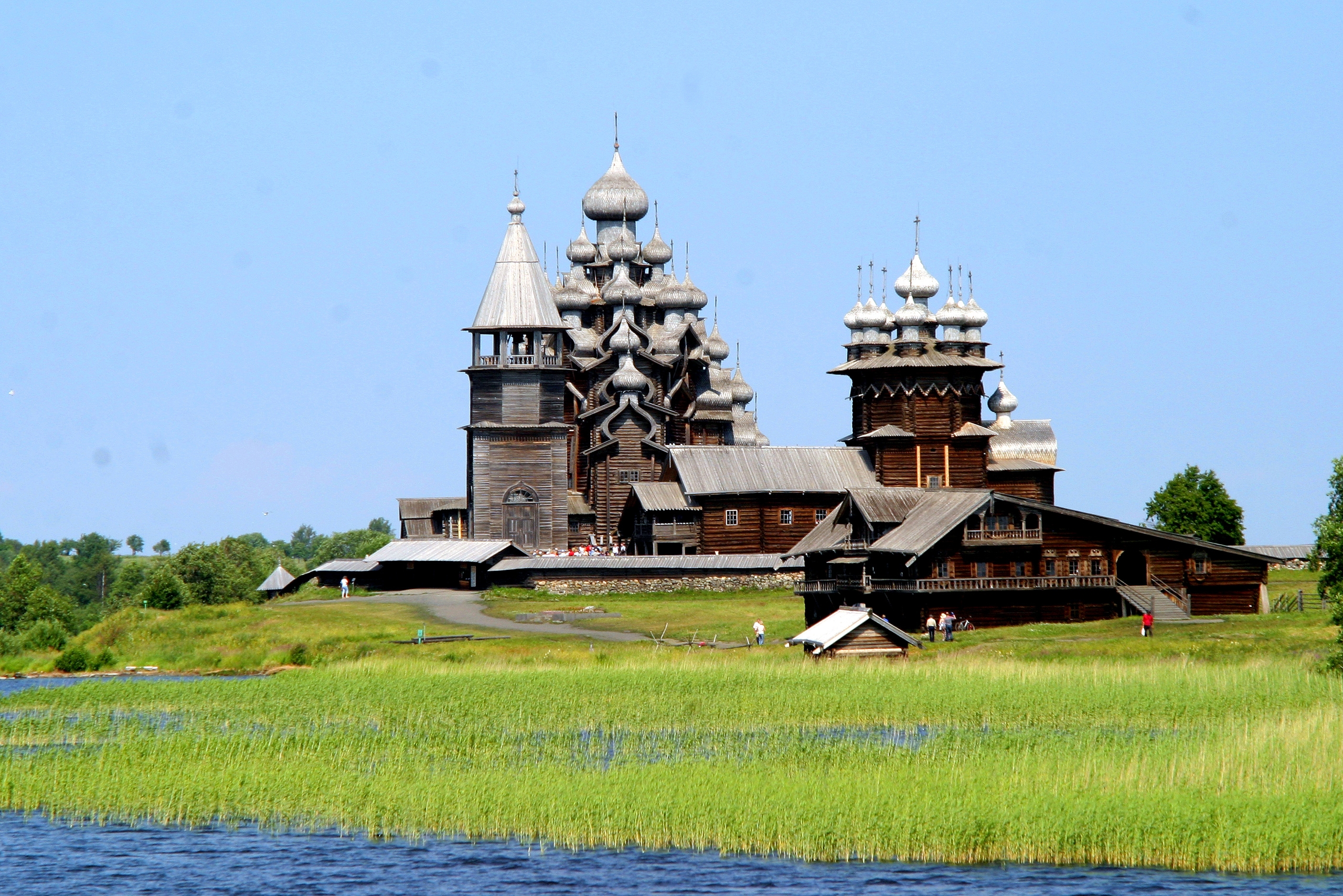 Архитектурные секреты уникальной реставрации Кижского погоста показали на снимках 2006 года
