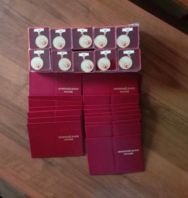 30 петрозаводчан получили знаки «Почетный донор России»