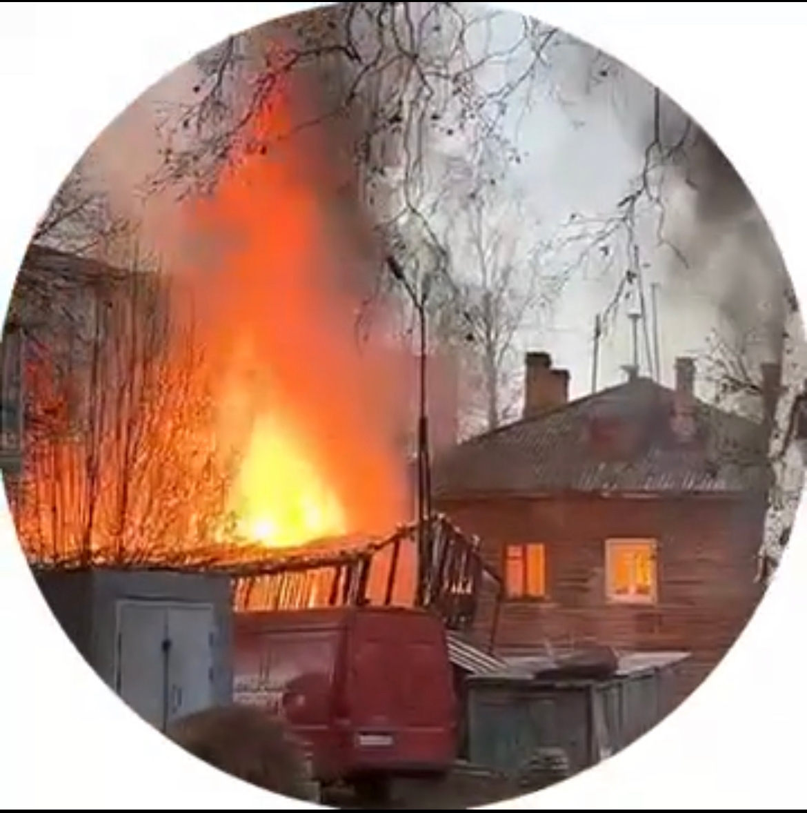 Сараи полыхают в Петрозаводске