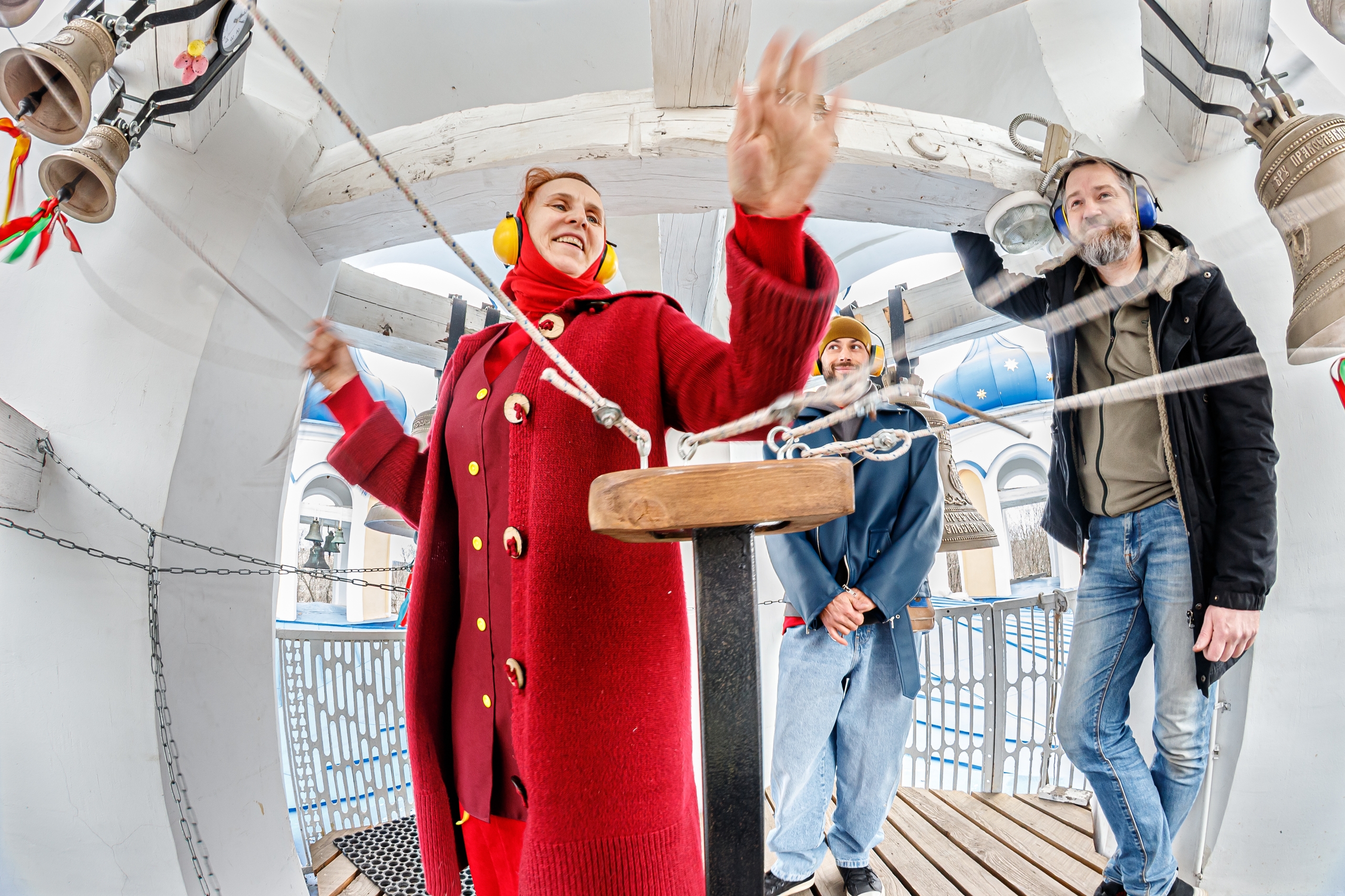 «Звонила, как звонилось!»: на пасхальной неделе каждый житель Карелии мог стать звонарём на колокольне