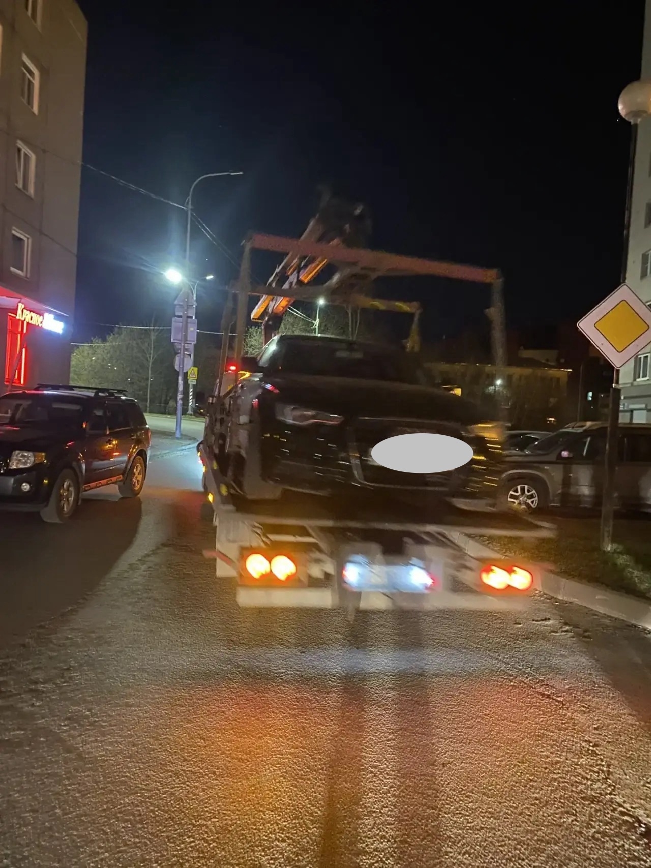 Пьяных водителей и без прав отстранили от управления авто в Петрозаводске: 16 машин увезли на штрафстоянку