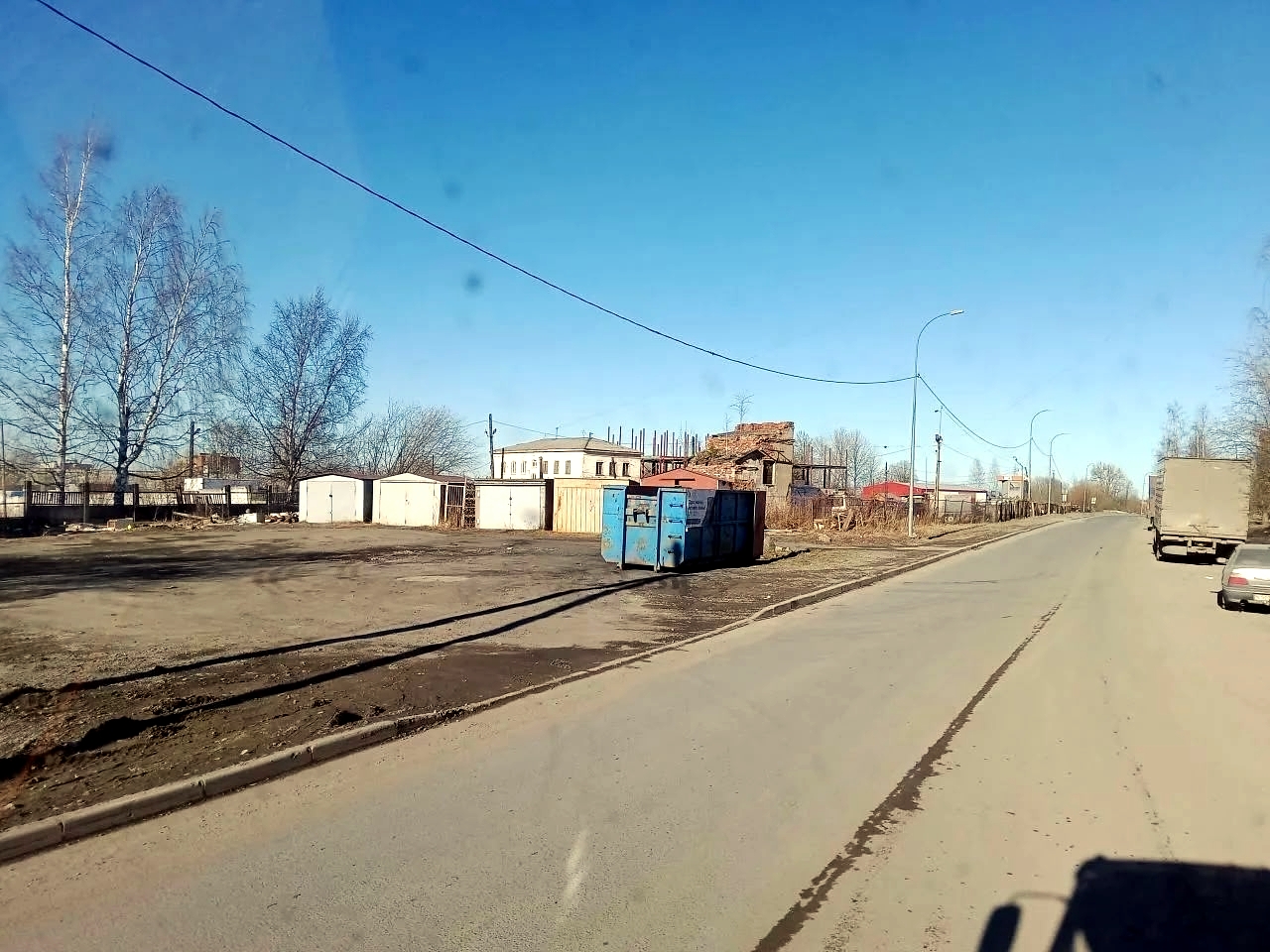 Свалку старых покрышек ликвидировали на Балтийской улице в Петрозаводске