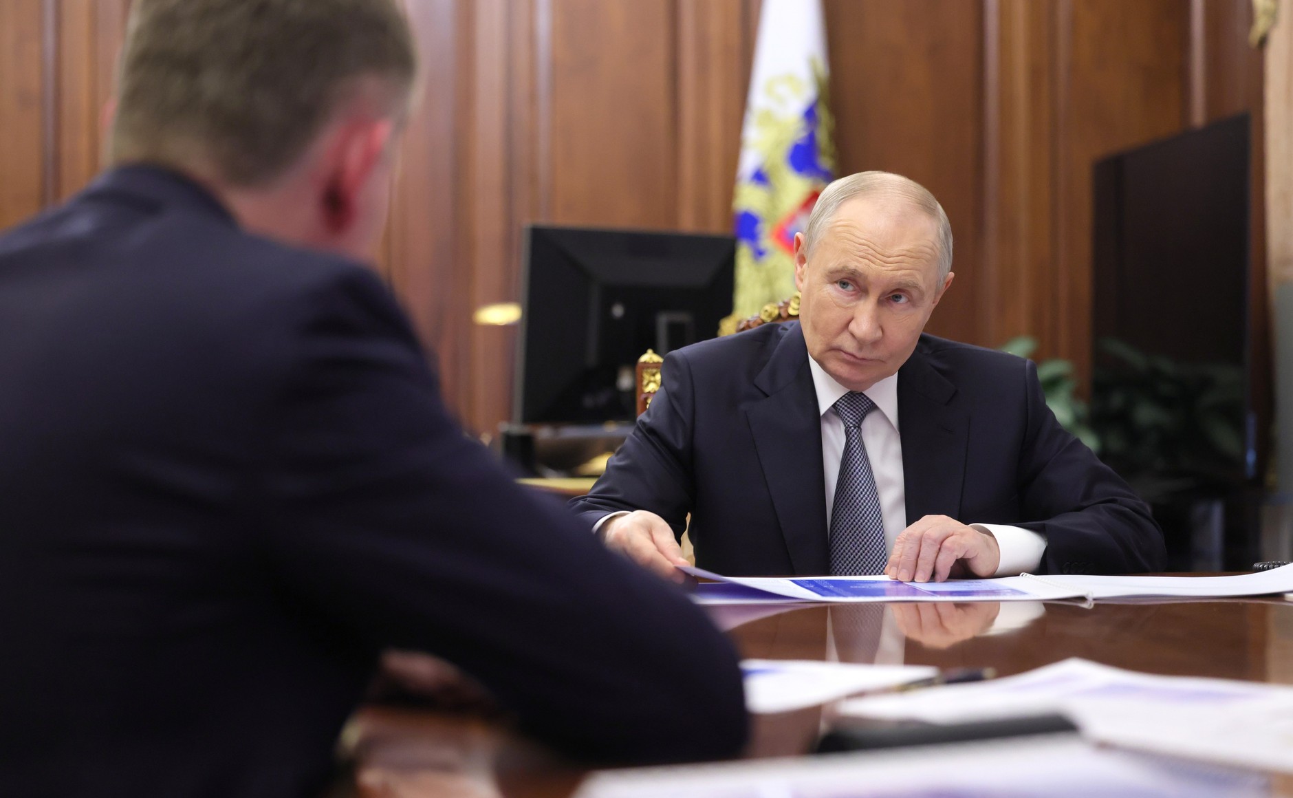 Путин меняет экономический курс: что будет с рублем, инфляцией и бизнесом