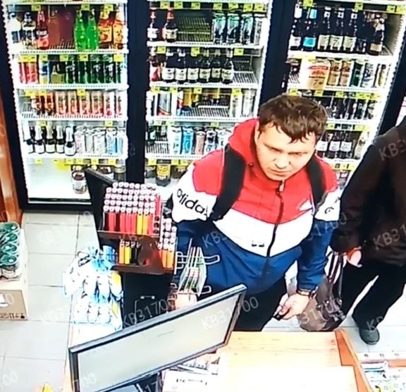 Полиция Карелии объявила в розыск мужчину по подозрению в краже денег с чужого счета