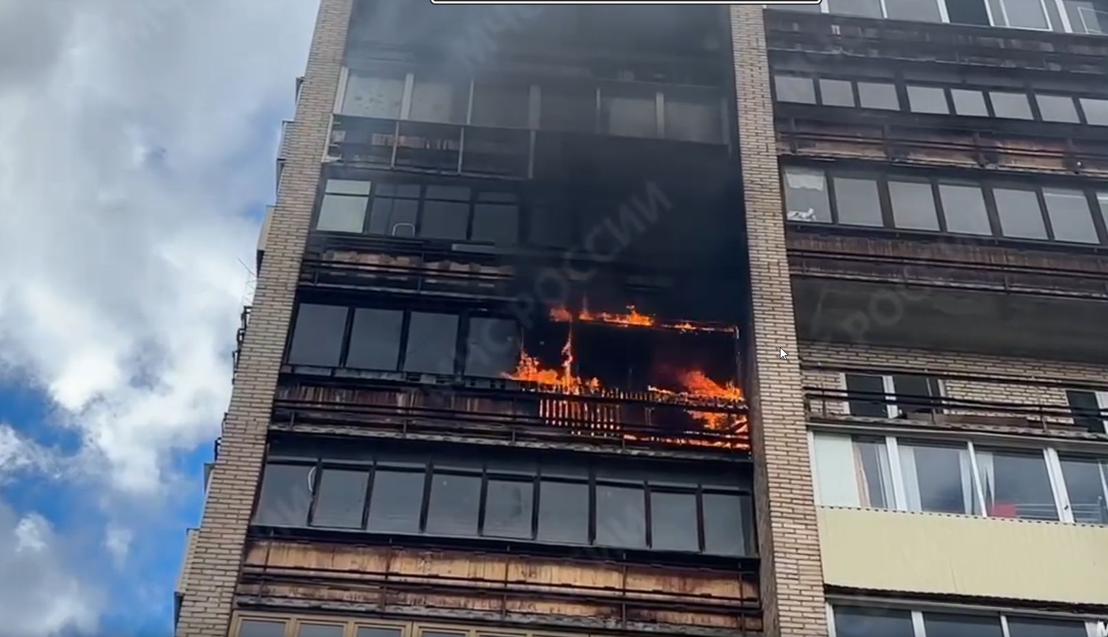 В Петрозаводске горит высотка