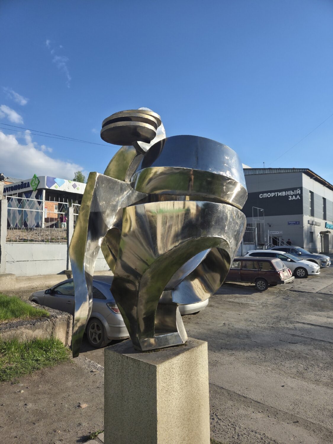 Забытая всеми скульптура в Петрозаводске получит вторую жизнь