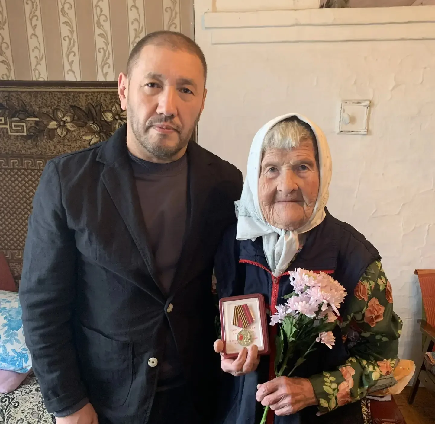 Бывших узников концлагерей и детей войны поздравили в Карелии