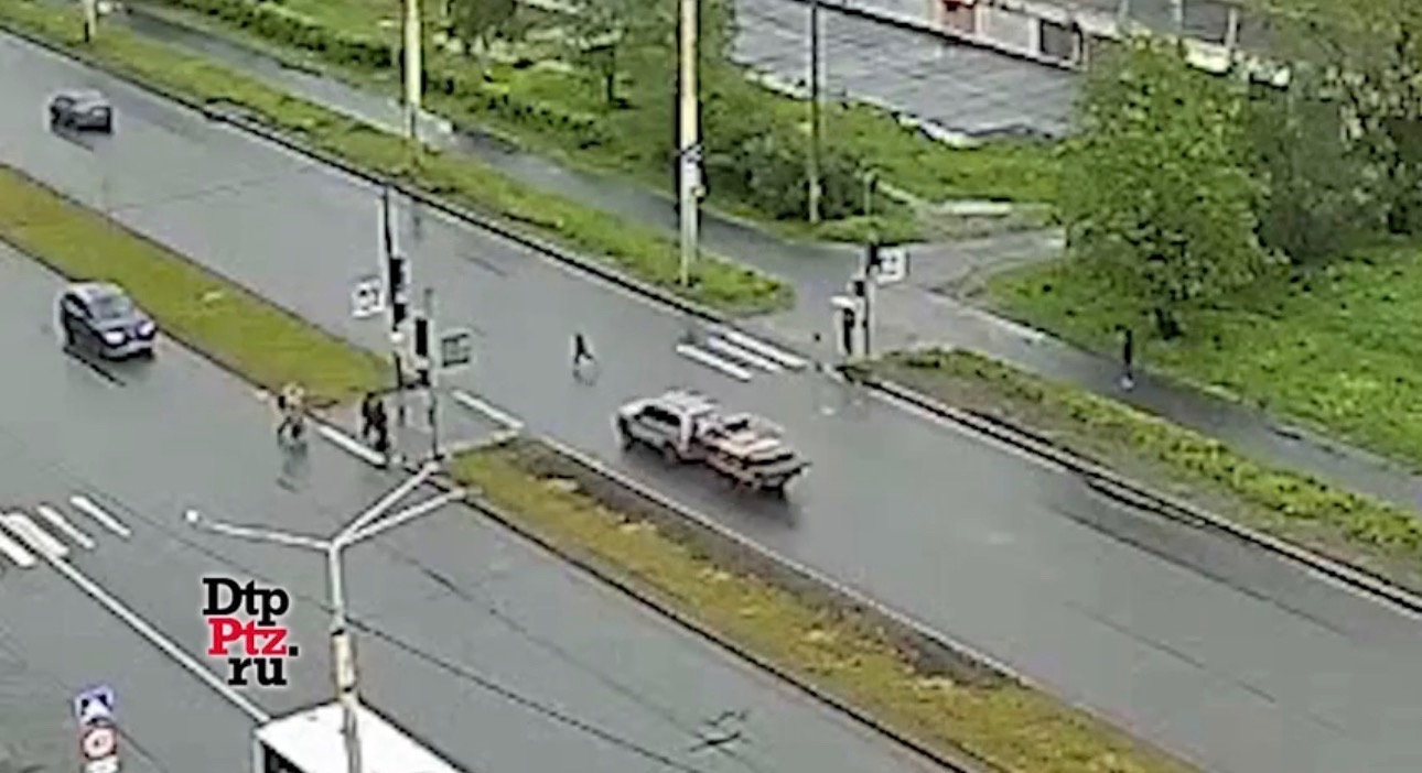 Пешехода сбили в густонаселенном районе Петрозаводска