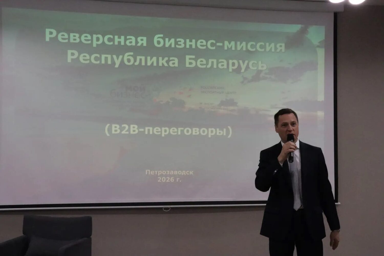 Представители знаменитых ГУМа и ЦУМа из Минска приехали в Карелию