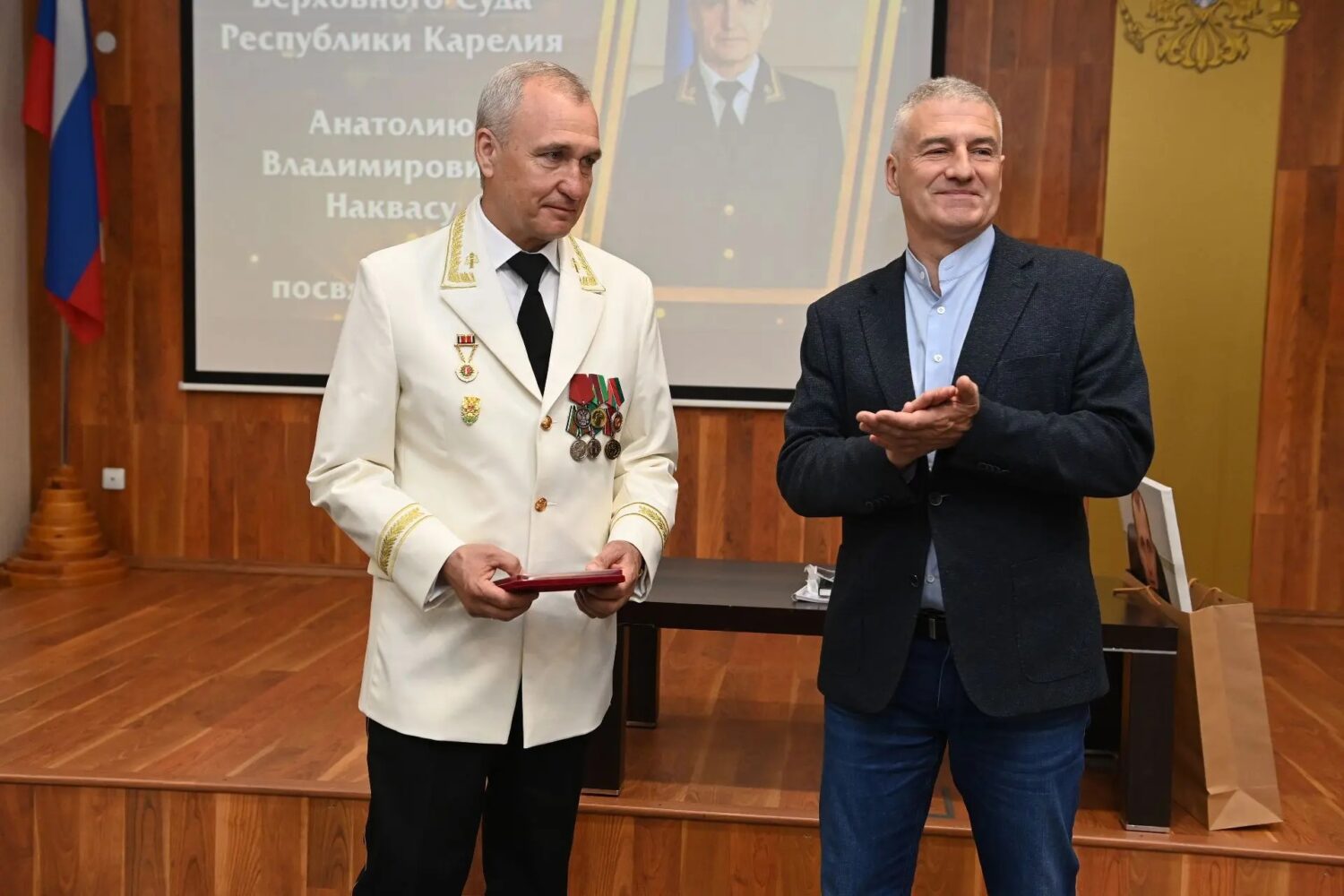 Председатель Верховного суда Карелии Анатолий Наквас ушел в отставку