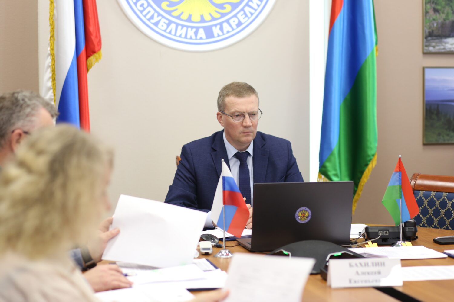 Избирком Карелии заверил списки кандидатов от двух партий на выборах в Заксобрание