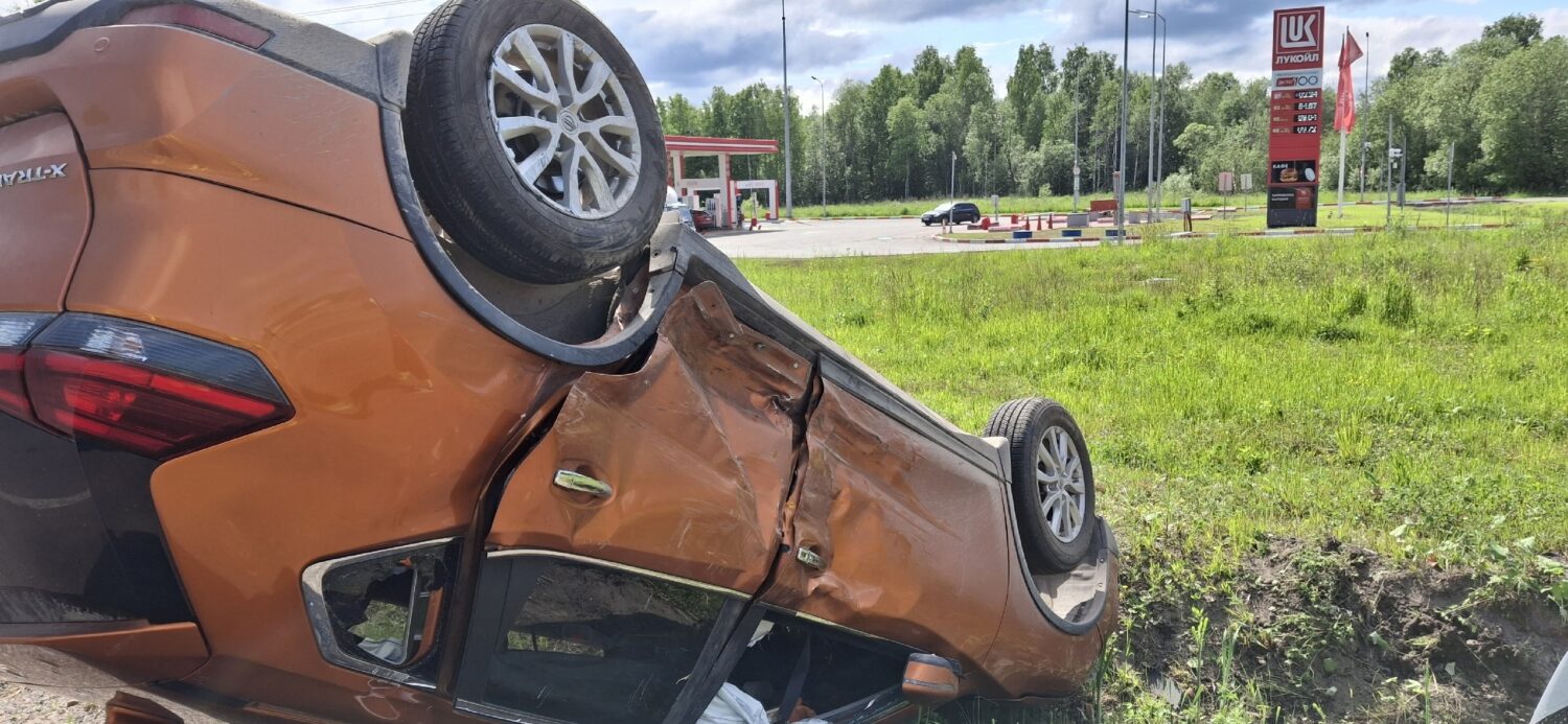 Стали известны подробности жёсткой аварии на трассе в Карелии