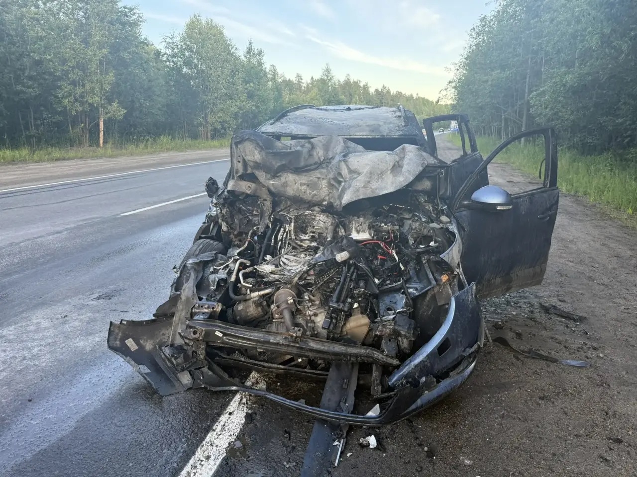 Появились кадры жуткой аварии с пострадавшими в Прионежском районе