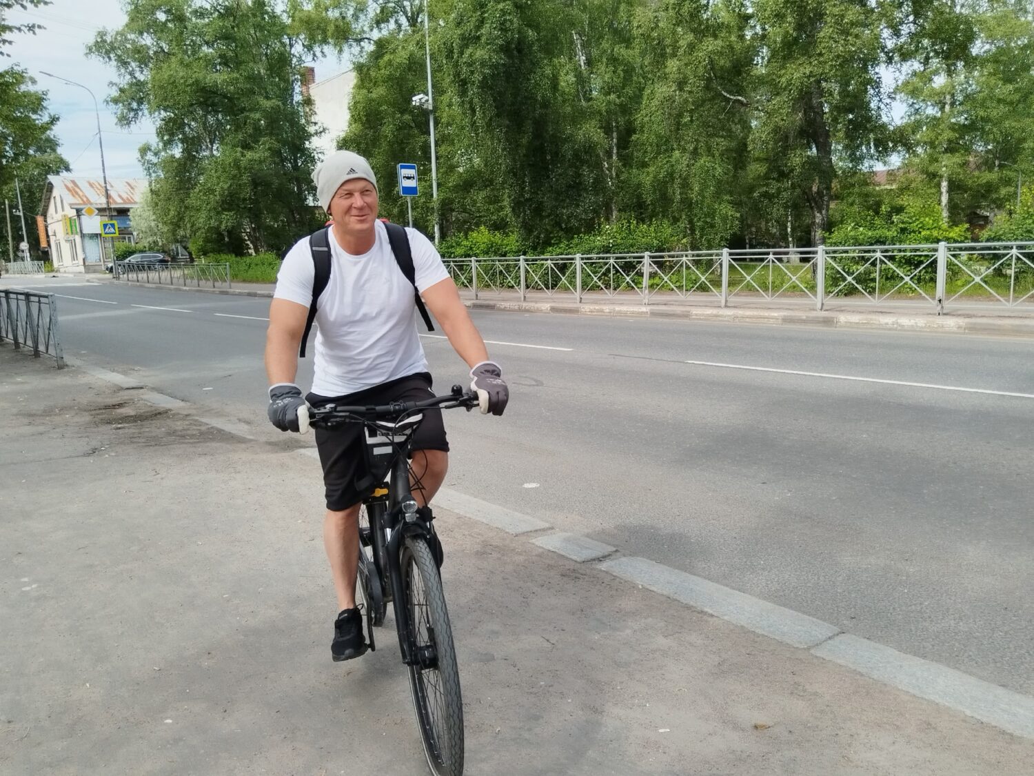 Сергей Крупин рассказал, почему ездит на работу на велосипеде