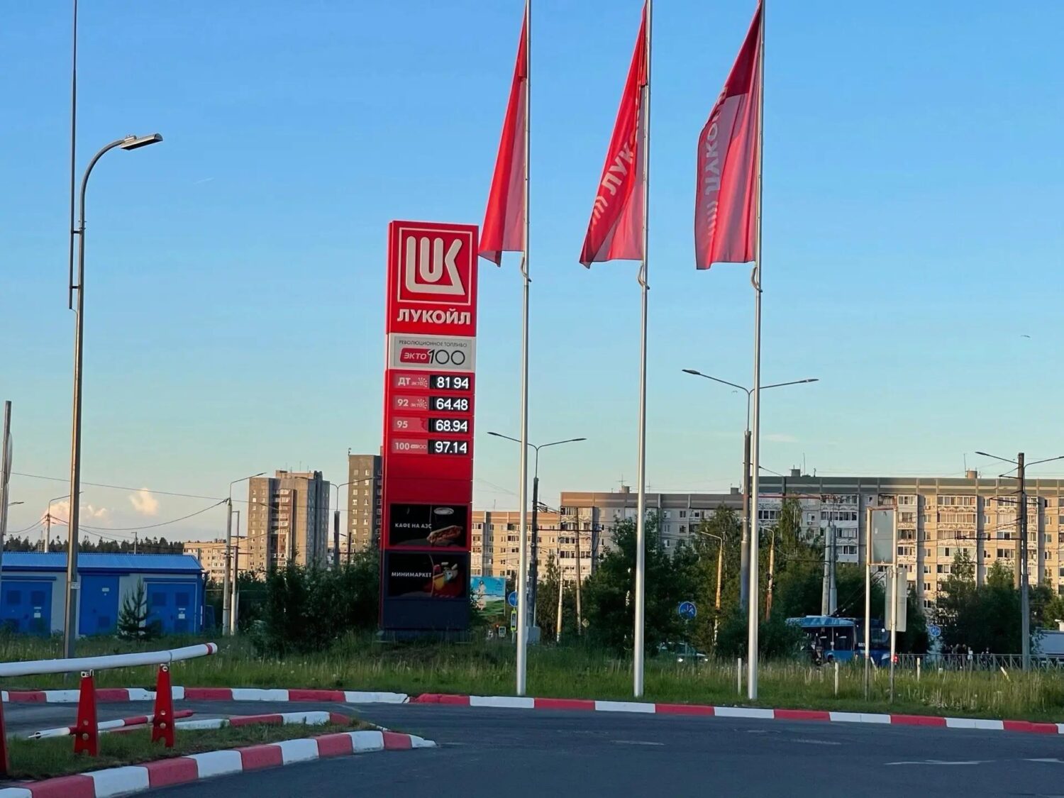 Цены на бензин в Петрозаводске в июне 2026: заправки без топлива и где дешевле